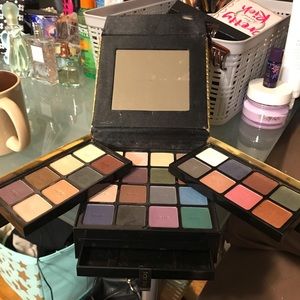 New! Tarte Rare Jewelry Box Palette